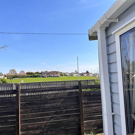 3-Bedroom Swift Caravan - Uddingston, Glasgow Ngoại thất bức ảnh