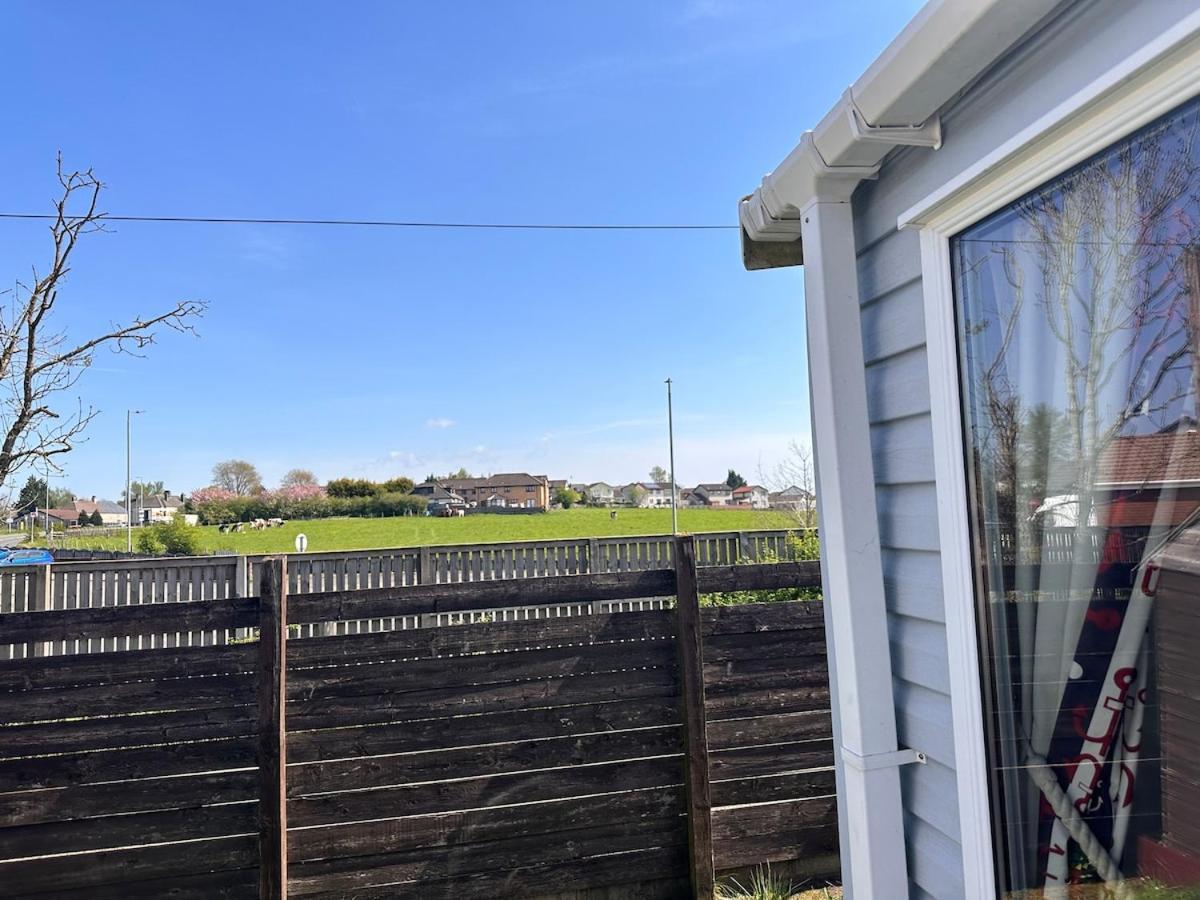 3-Bedroom Swift Caravan - Uddingston, Glasgow Ngoại thất bức ảnh