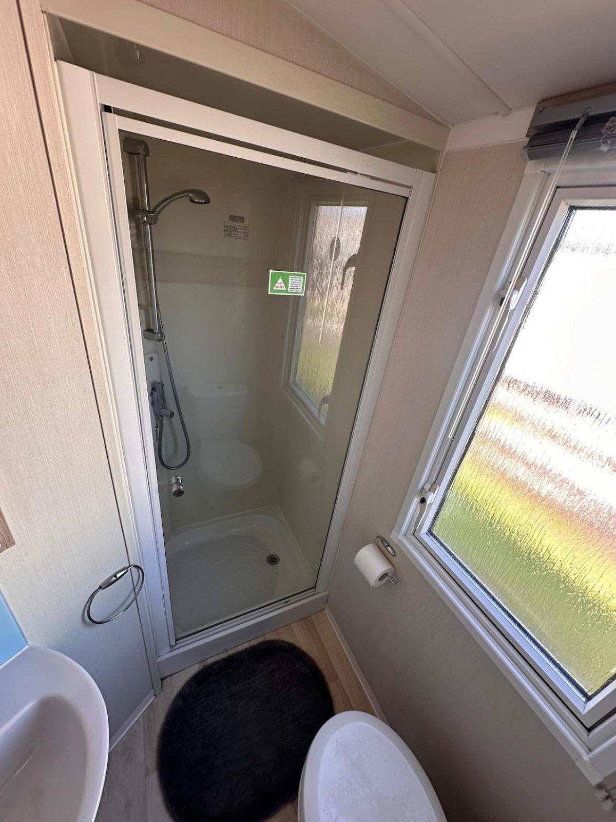3-Bedroom Swift Caravan - Uddingston, Glasgow Ngoại thất bức ảnh